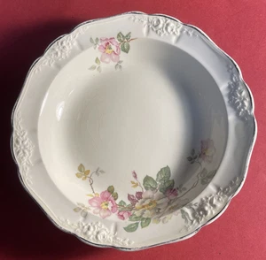 TST (Taylor, Smith & Taylor) Floral Rose Soup/Dessert Bowls, China, 7.5"diameter - Picture 1 of 4