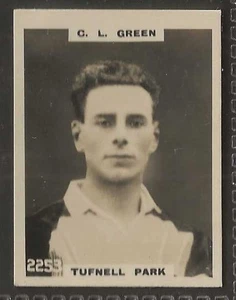 PINNACE FOOTBALL-PINNACE BACK-#2253- TUFNELL PARK - C. L. GREEN  - Picture 1 of 2