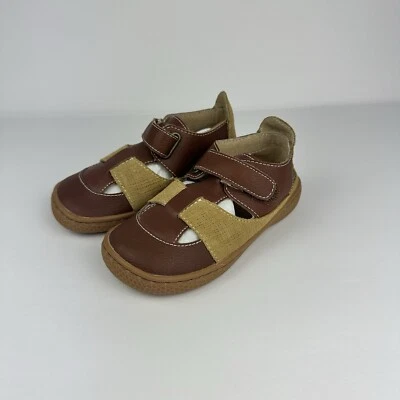 Livie And Luca Talla 9 Niños Capitán Vintage Caramelo Marrón Cuero Liso Clásico Nuevo Foto 1 de 4