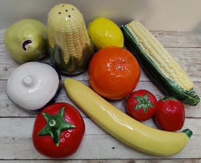 Juego vintage de frutas y verduras de cerámica ~ coctelera de maíz, pera, tomate, etc. Foto 1 de 4
