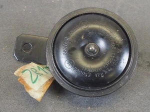 HORN KAWASAKI ZR1100 B1 ZEPHYR 1996 27003-1371 16429 - Picture 1 of 3