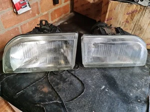Ford Fiesta MK3 headlights lights with indicators - Picture 1 of 4