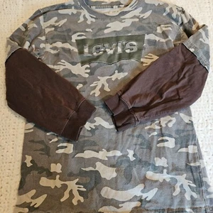 Levi's Boys Long Sleeve T-Shirt Brown Gray Camouflage Crew Cotton Size  S 8 - 10 - Picture 1 of 7