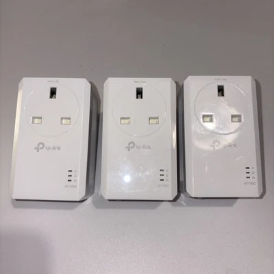 3x TP-Link TL-PA7017 1000 Mbps powerline adapter 1-port gigabit AV1000 3 set! - Image 1 of 3