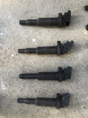 2004 BMW 545i,4 Ignition Spark Plug Coil V8 OEM Bosh E60 E63 E65 E70 - Изображение 1 из 4