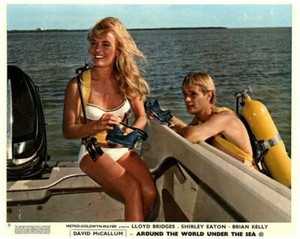AROUND THE WORLD UNDER THE SEA  Lobby Card David McCallum Shirley Eaton bikini