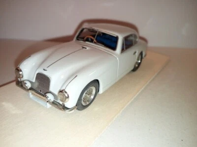 1:43 Aston Martin DB2 Saloon streetcar Ivory Handmade metal kit SMTS - Immagine 1 di 4