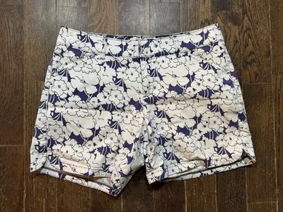 Lee 短裤女式 12 码中号自然版型腰部以下海军蓝/白色花卉 — 第 1/4 张图片