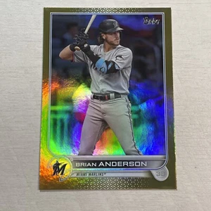 2022 Topps Series 1 #19 Brian Anderson Miami Marlins Gold Foil Parallel - Picture 1 of 2