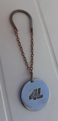 Ancien porte-clefs RENAULT 4L datant surement, des années 60... - Photo 1/2
