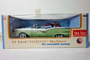 Sunstar 1332 1957 Ford Fairlane Skyliner Light Green 1:18 Scale - Picture 1 of 10