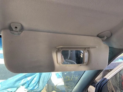 Passenger Right Sun Visor Illuminated OEM 05-10 SIENNA 1370568 Foto 1 de 4