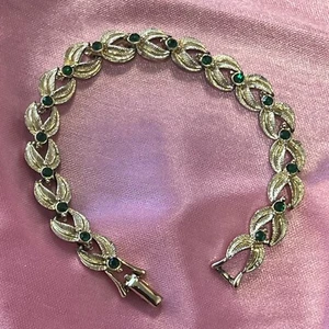 Vintage "Coro" Gold Tone Leaf Link & Green Rhinestone Bracelet, Signed - Picture 1 of 9