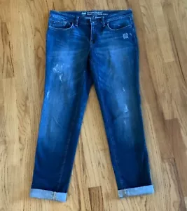 Women’s GAP JEANS Sexy BOYFRIEND Fit Coupe Distressed Cropped Cuffed SIZE 6/28R - Picture 1 of 4