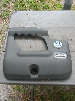Крышка двигателя Volkswagen Beetle 2003 03 468630 - Изображение 1 из 3