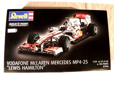 1/24 Revell Grand Prix F1 McLaren Mercedes MP4-25 Lewis Hamilton Level 4 #07096 - Image 1 of 4