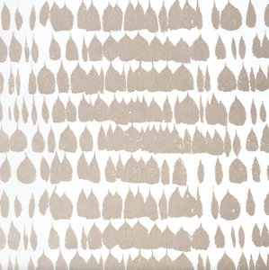1, 8 yd bolt Schumacher Queen of Spain wallpaper in Warm Silver #5005880 - Picture 1 of 2
