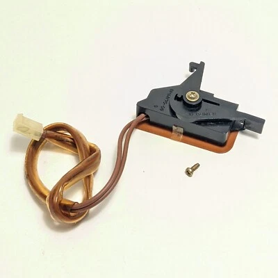 Technics SL-1700 Turntable Parts Power Switch Cut Lever Assembly Tested - Image 1 of 4
