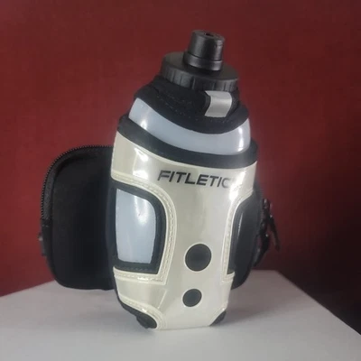 Botella de agua portátil FITLETIC Hydra Palm con bolsa para teléfono Foto 1 de 4