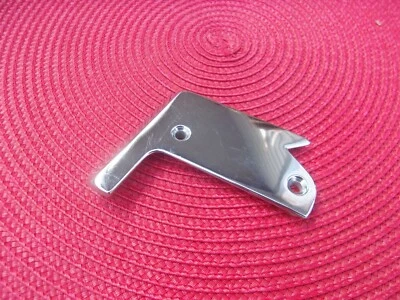 1967 年凯迪拉克轿跑车 DeVille 右门装饰面板填充边框 二手 7660320 — 第 1/2 张图片