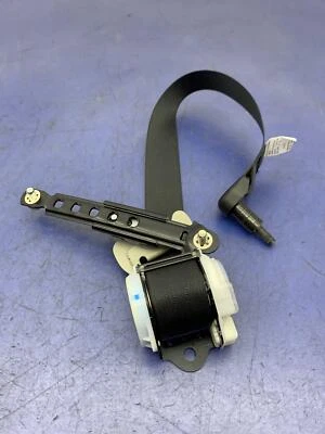 2018 NISSAN ARMADA OEM RIGHT REAR SEAT BELT TENSIONER RETRACTOR CF0033R18 - Изображение 1 из 4