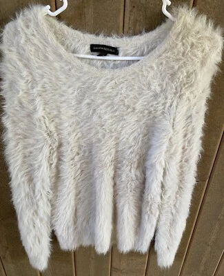 Suéter Pullover Banana Republic Crema Piel Sintética Difuso Nylon Talla Pequeña Foto 1 de 4