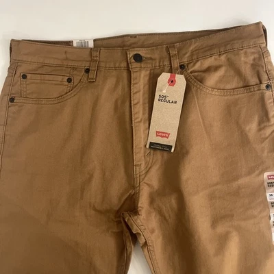 Pantalones de mezclilla Levis Jeans para hombre 36x34 505 calce regular pierna recta color caqui tostado Foto 1 de 4