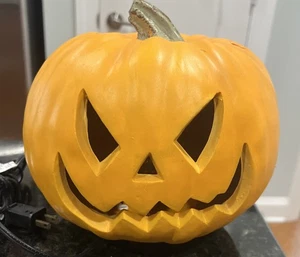 Molde de espuma iluminado Pumpkin Jack O Lantern - 9" - Imagen 1 de 2
