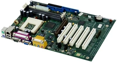 Mainboard Fujitsu D1219-A10 GS4 Socket 370 3X SDRAM AGP 5X PCI 2X IDE Intel 815E - Image 1 of 3