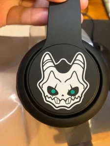 Kaiju No. 8 Bluetooth headphones - Picture 1 of 3