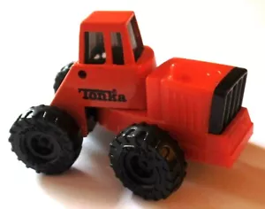 Vintage 1992 TONKA CONSTRUCTION Toy Tractor Truck - Picture 1 of 6
