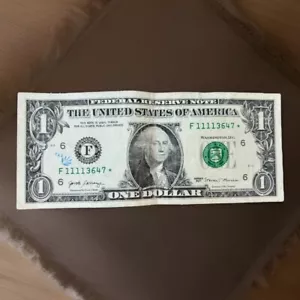 2017 F - 1 $ ONE DOLLAR STAR NOTE BILL With Serial Numbers: F 11113647 * Rare - Bild 1 von 1