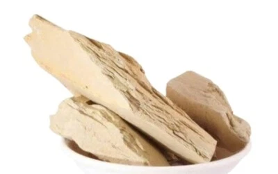 Multani Mitti 1000 gm Clay Whole Fuller's Earth Chunks - 100% Pure and Natural - Image 1 of 3