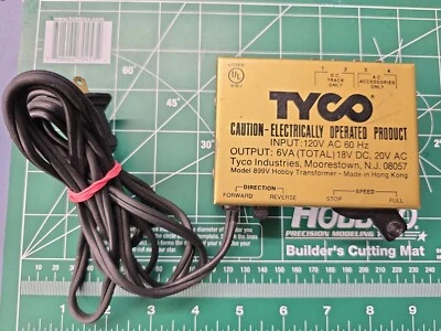 Tyco HO Scale Model Railroad Transformer Model 889V w Forward-Reverse Directions - Image 1 of 4