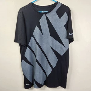 Nike Hombres Dri-Fit Corte Atlético Letra Grande Deletrear SS La Camiseta Nike Grande - Imagen 1 de 6