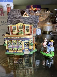 De colección Department 56 Dickens Village Series Mrs. Brimm's Tea Room 58487 - Imagen 1 de 14