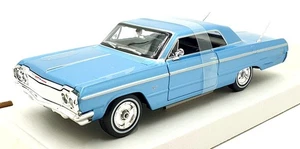 Maisto 1/26 Scale Diecast 32908 - 1964 Chevrolet Impala SS - Blue - Picture 1 of 5