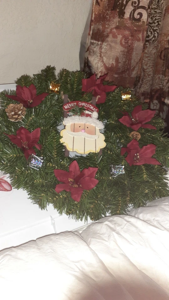 Corona de Navidad hecha a mano Foto 1 de 1