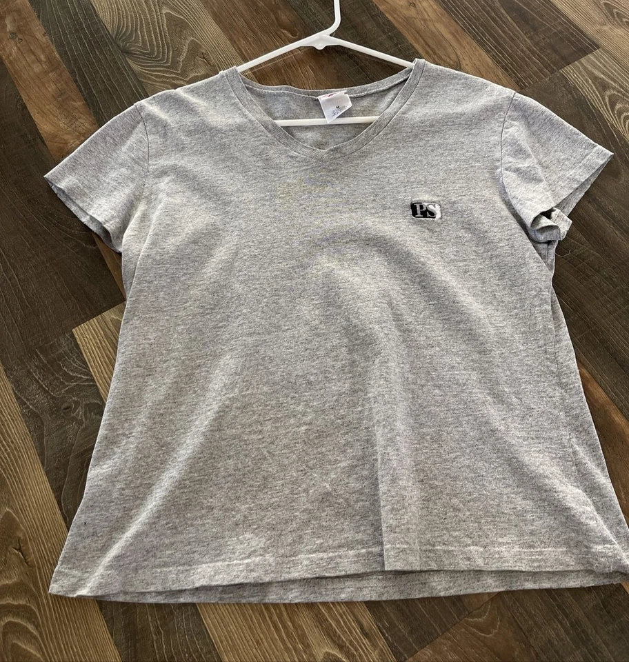 Camiseta De Colección Pro Spirit Clásica Gris Escote en V Hecha en EE. UU. Talla M- Leer Foto 1 de 4