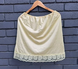 Falda De Colección Años 70 Media Deslizable OS Amarillo Brillante Floral Encaje Borde Nylon Brillante Li - Imagen 1 de 9