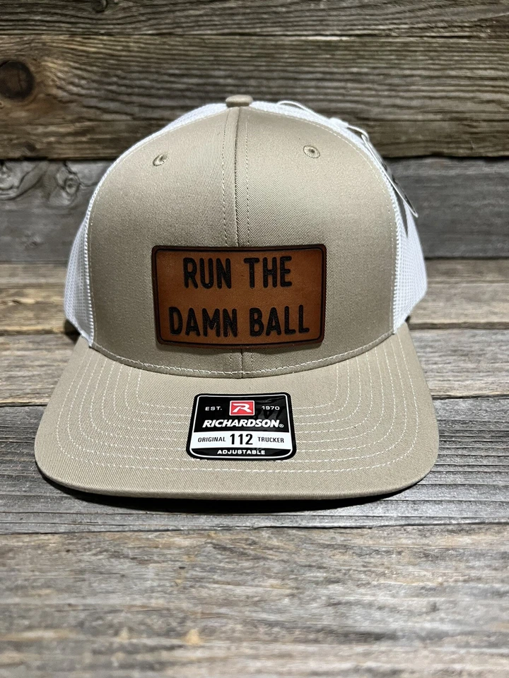 RUN THE DAMN BALL Sombrero Parche Cuero Foto 1 de 1