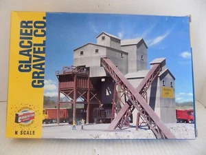 GLACIER GRAVEL COMPANY KIT 933-3241 BY;WALTHERS PO. N SCALE NOS - Picture 1 of 8