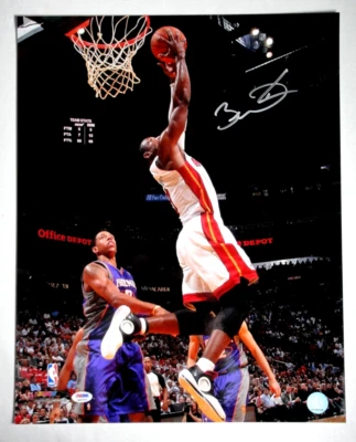 DWYANE WADE SIGNED PSA/DNA MIAMI HEAT 16X20 PHOTOGRAPH AUTOGRAPH BASKETBALL HOF - Image 1 of 4