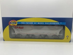 Ho Scale Athearn 89431 Trinity 5161 Covered Hopper CP Rail/Soo Line #117496 - Picture 1 of 5