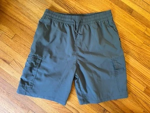 Abercrombie Kids Boys 17/18 Pocketed Drawstring Above The Knee Shorts  - Picture 1 of 6