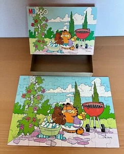 Vintage 1978 MB Milton Bradley Garfield 16"x11" 60 Piece Puzzle Complete - Picture 1 of 2