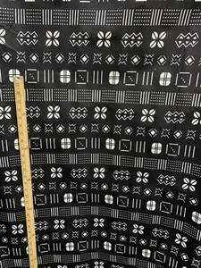 Tessuto stampa cera africana NERO BIANCO 100% cotone (45 pollici) Venduto da cantiere - Foto 1 di 1