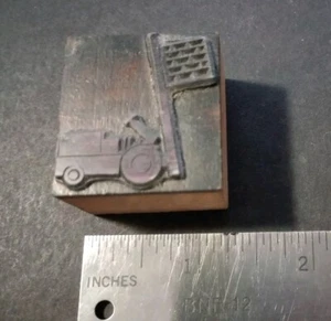 Antique letterpress PRINTING BLOCK of a forklift - Picture 1 of 1