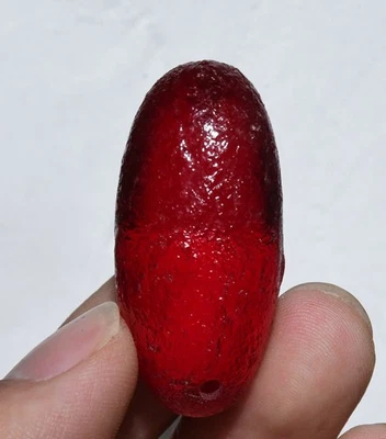 Colgante de piedra original de la suerte tallada en cristal rojo de la cultura china Hongshan de 1.6 '' Foto 1 de 4