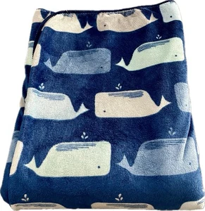 Cloud Island Target Whale Blue Sherpa Decke Baby Kinder Navy Lovey 30x40 cm - Bild 1 von 7